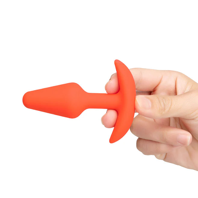 B-Vibe Butties Anal Training Set with Remote – 2-Piece Silicone Plug Bundle (Vibrating + Beginner)