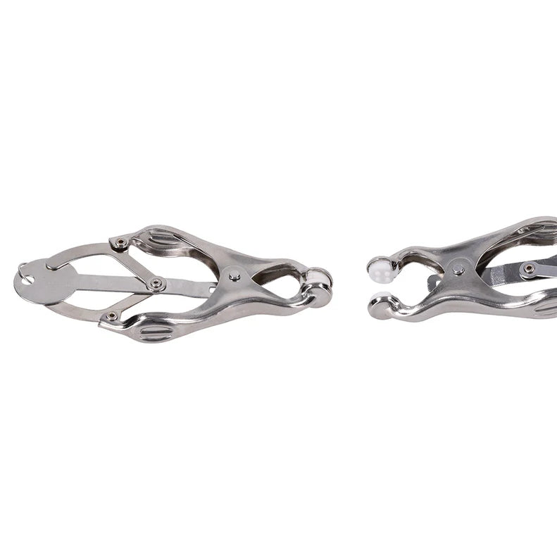 Edge Tuggable Clover Nipple Clamps