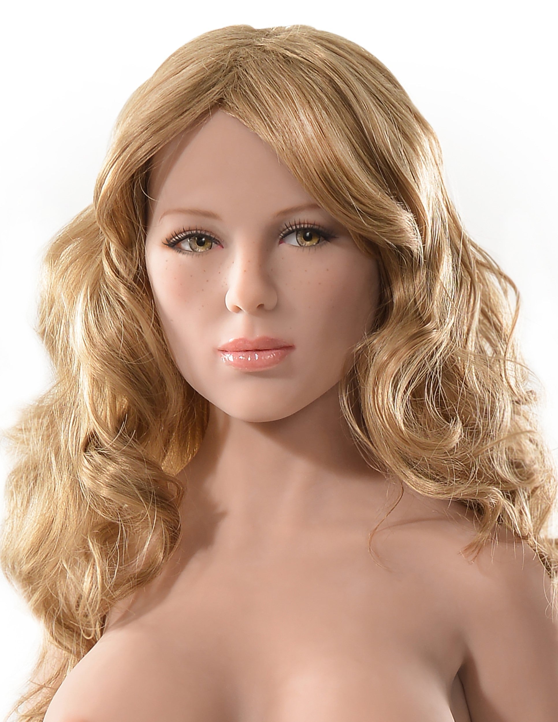 Ultimate Fantasy Dolls Mandy